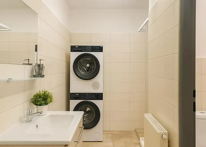 דירה Ideal For Big Groups, Modern 14 Guest Near Prague Rakovník